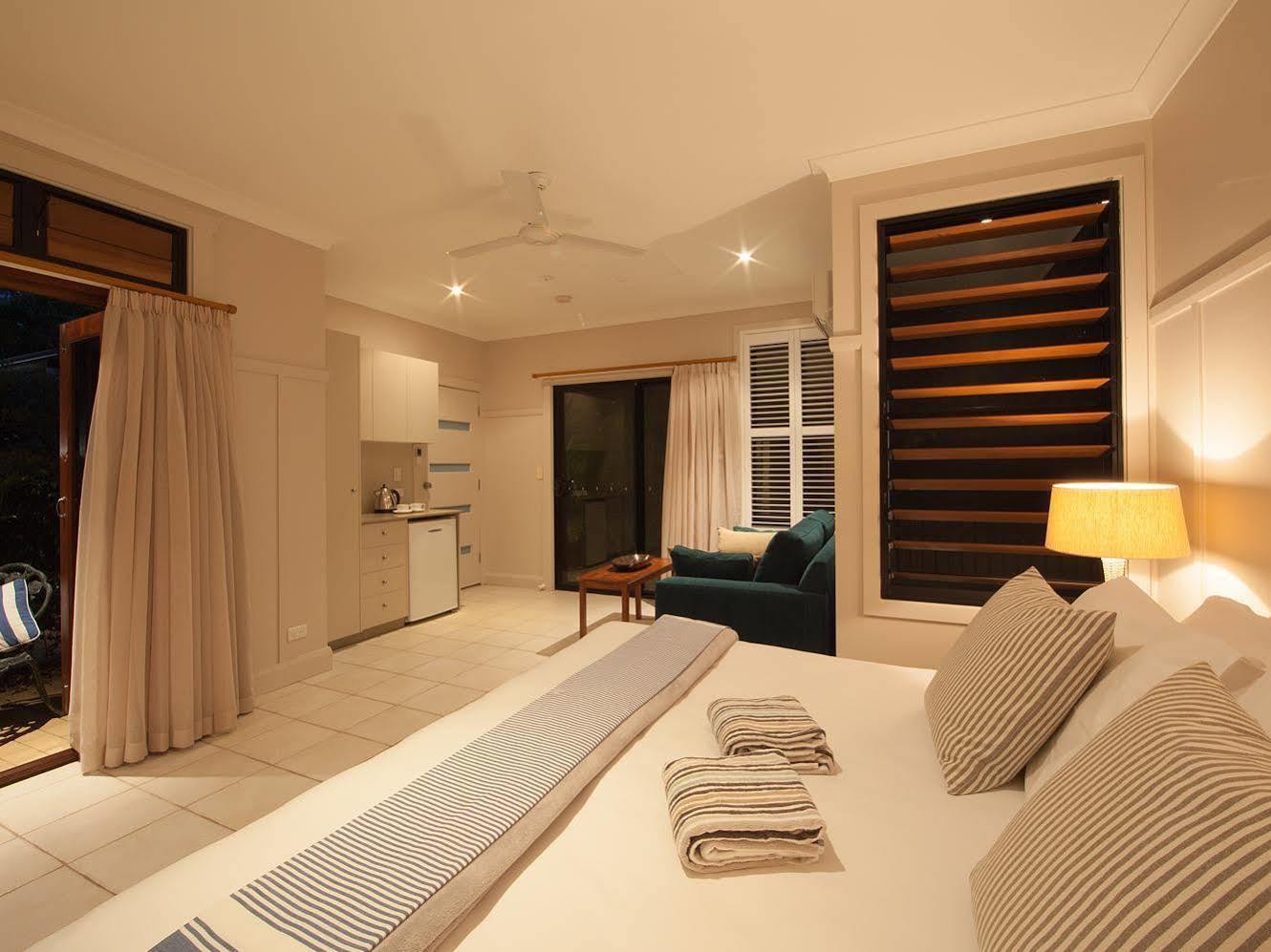 Cavvanbah Beach House Byron Bay Exteriör bild